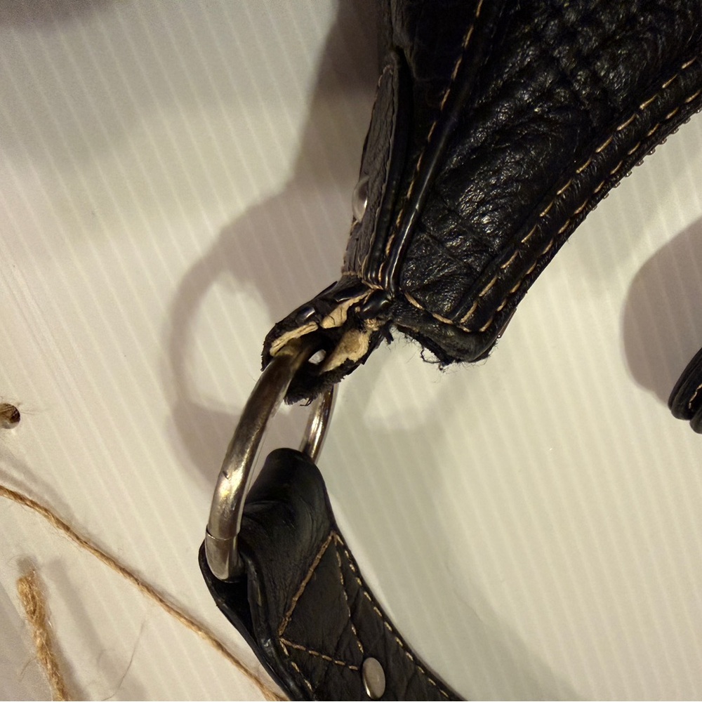 The Sak Vintage Black Quilted Leather Shoulder Bag with Color Buckle Hobo style - Picture 4 of 11